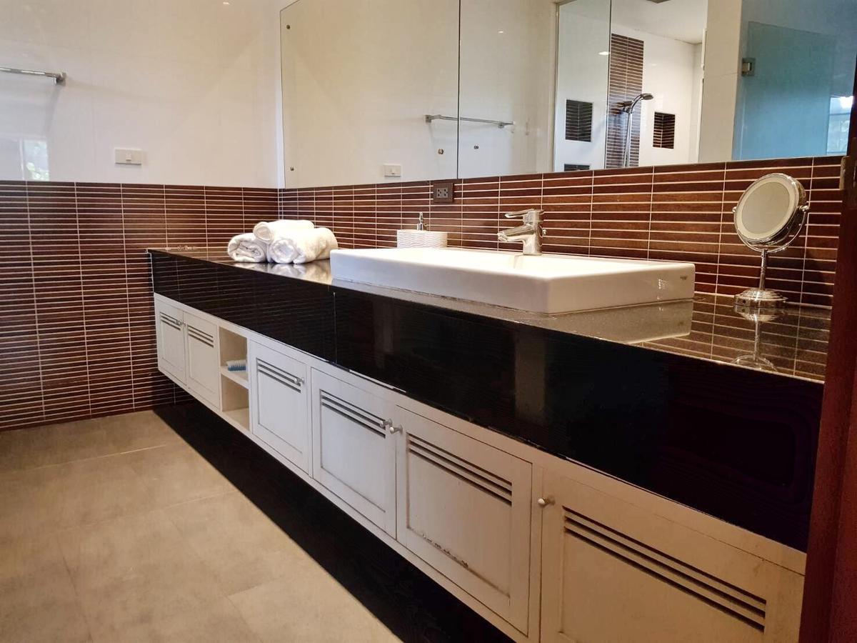 Prompimarn Villa Toscana Bangkok Kültér fotó