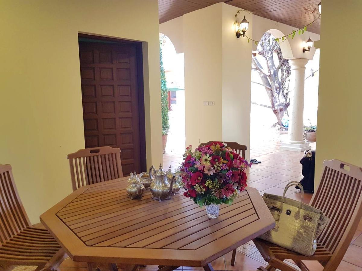 Prompimarn Villa Toscana Bangkok Kültér fotó